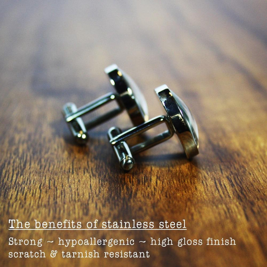 Classic Monogram – round stainless steel cufflinks